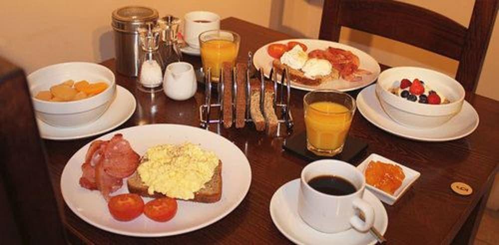 The Coach House Bed & Breakfast Winterbourne Екстериор снимка